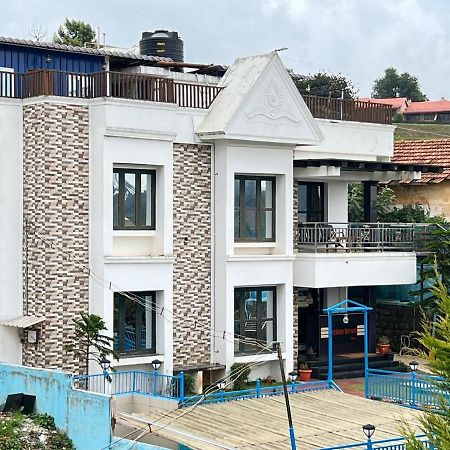 Sky Blue Resort Ooty Buitenkant foto